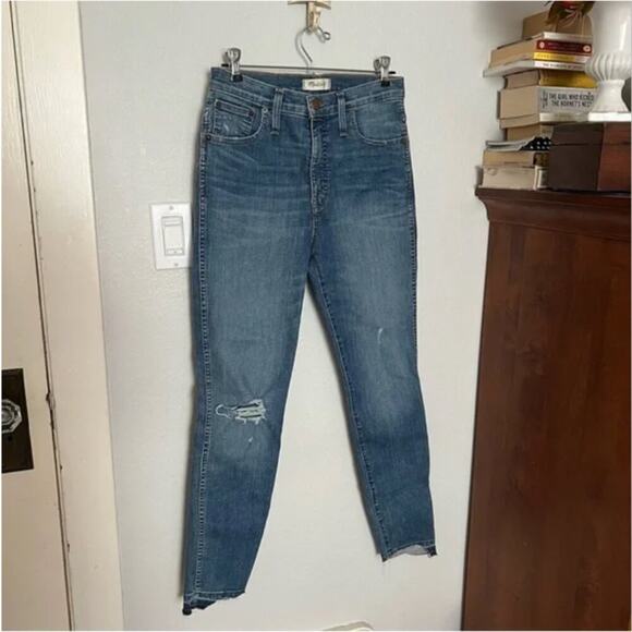 Madewell 10" High-Rise Skinny Jeans: Drop Step-Hem Edition - Picture 4 of 13